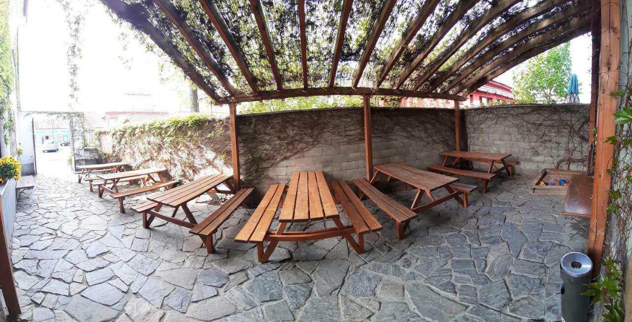 Penzion A Restaurace U Hajku Nové Dvory Екстериор снимка